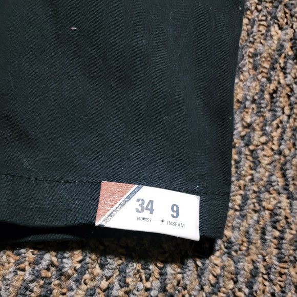 NWT Izod Men's 34 Waist Black Modern Fit 9" Shorts Sportflex Waistband Size 34 - Picture 7 of 16